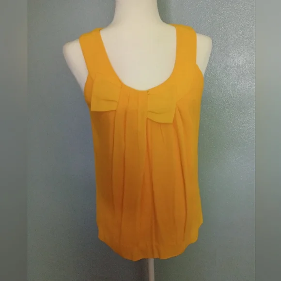 Kate Spade New York Yellow Sleeveless Top With A Bow Ruffle Accent - Picture 1 of 6